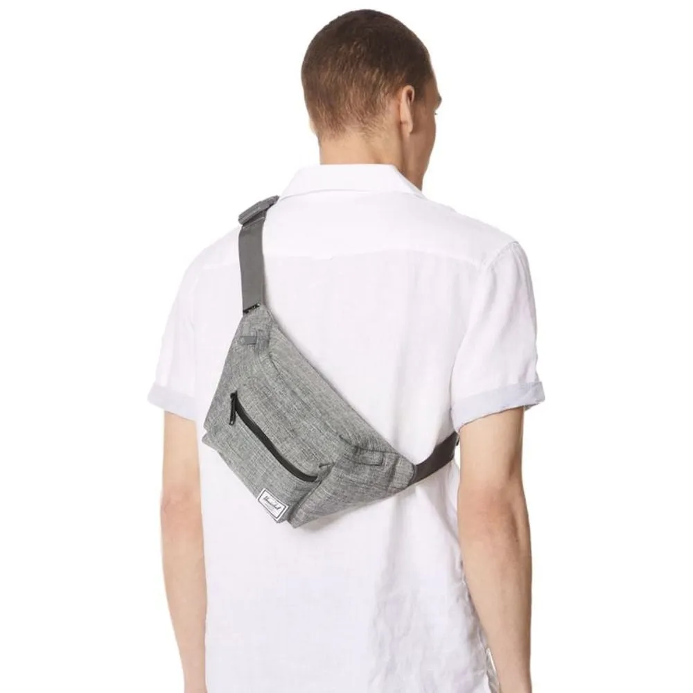 Seventeen Hip Pack